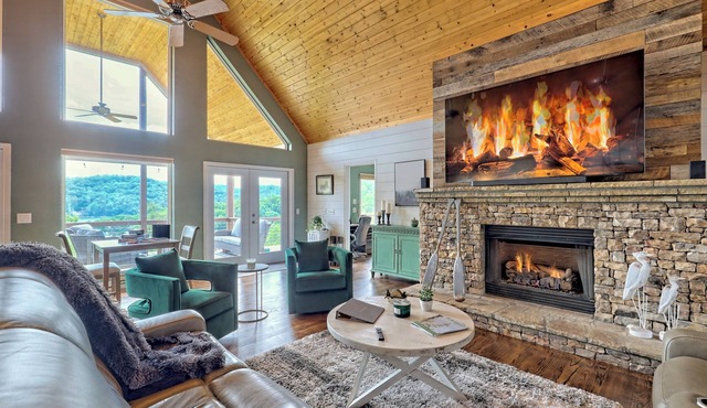 Spacious Cabin, Hot tub, View, Games, Bunk