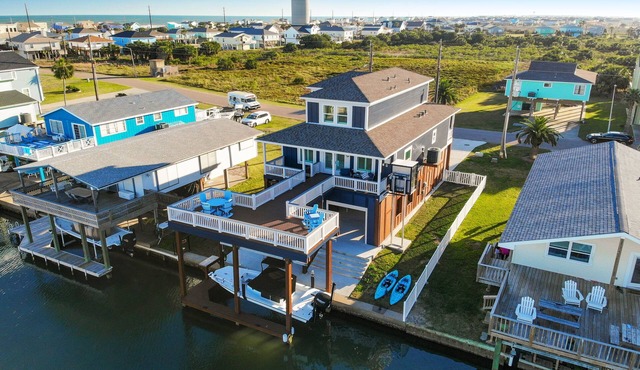 Spacious Canal Home w/Boat Slip, Elevator & Golf Cart