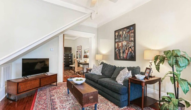 Spacious Canal St. 2br On Streetcar Line