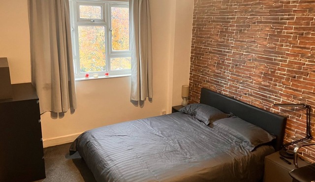 Spacious & Central | 1 Bed | WiFi | Regent's Canal