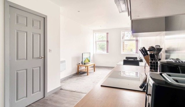 Spacious Central Blackburn 1 Bedroom Apartment