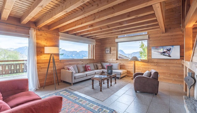 Spacious Chalet in Alpe d'Huez - 8 ppl, ski-in/ski-out, garage