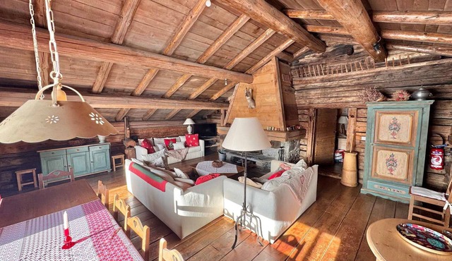 Spacious chalet Les Saisies, 6 bedrooms, sauna, 11 guests