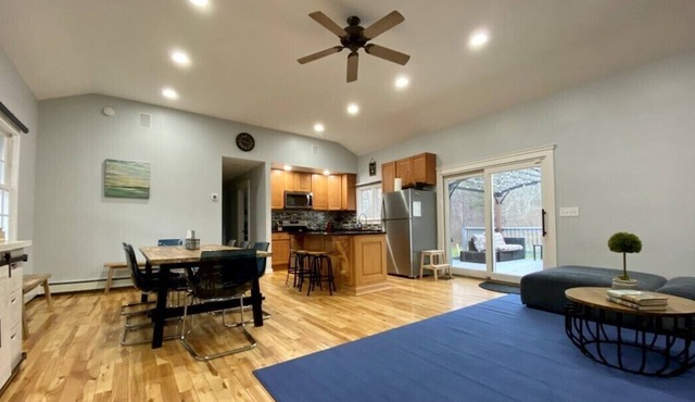 Spacious chalet near Hunter/Windham with amazing game room and fast internet