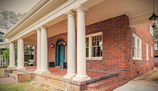 Spacious charming 4-bedroom house in S Tampa Near Water/Downtown