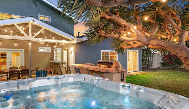 Spacious, Charming, Clean Home Close To The Beach!