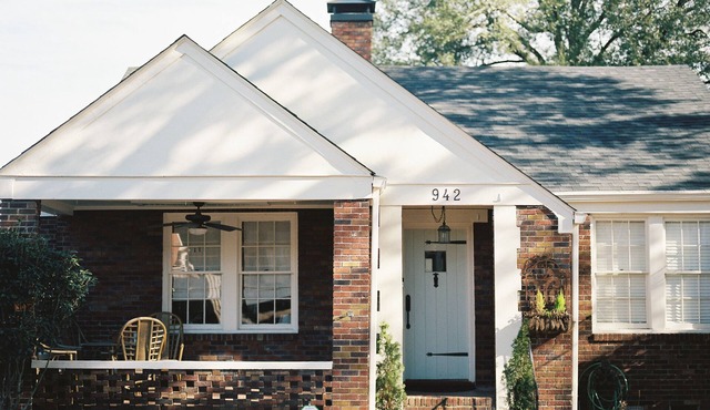 Spacious, charming cottage perfect for Masters Tournament