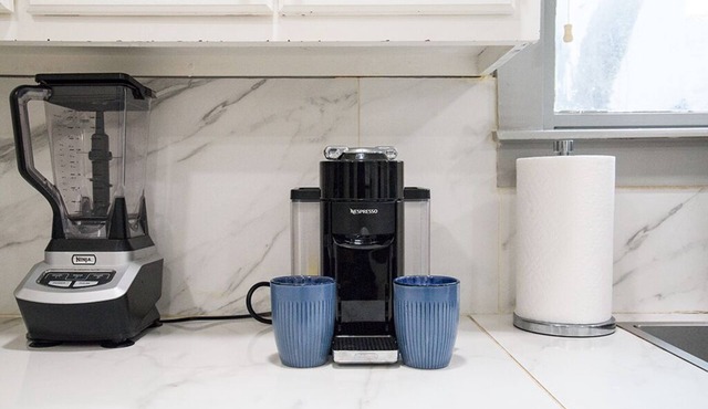 Spacious Charming Private Room Near Downtown/Medical District