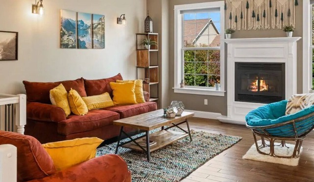 Spacious & Chic - Close to Downtown Hot springs Big Sky Nature