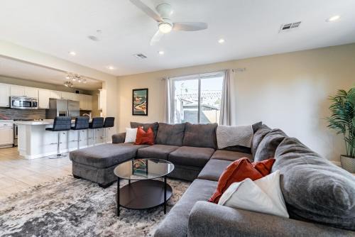 Spacious, child-friendly home, 5 Min to Old Town!