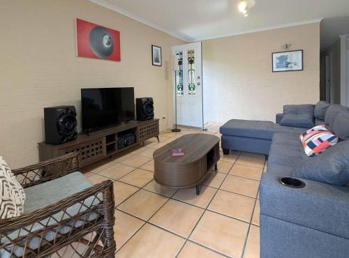 Spacious City Retreat - New Farm