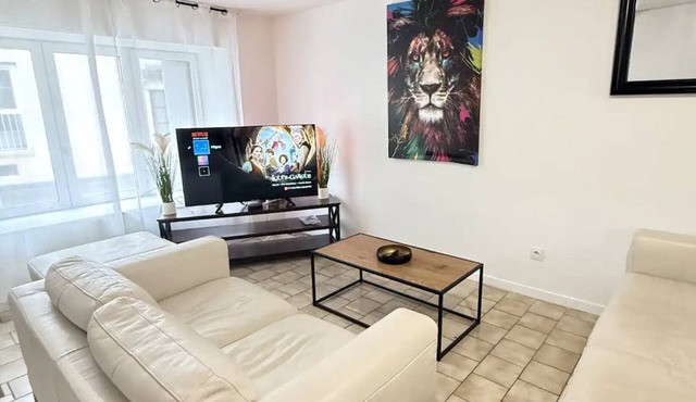 Spacious & close to Futuroscope