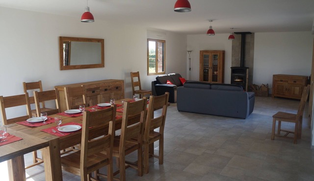 Spacious cottage in the green countryside, close to the Opal Coast