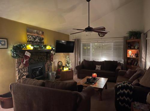 Spacious cozy chalet huge deck over seasonal creek