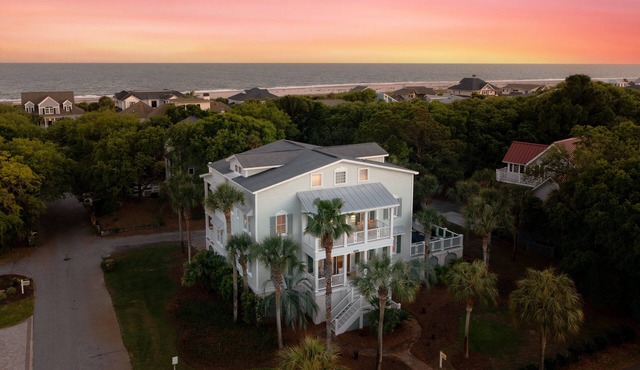 Spacious Coastal Home with Private Pool & Close to the beach - 2 55th Ave