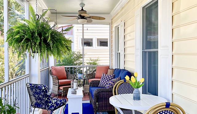 Spacious coastal retreat close to Rehoboth & Dewey beaches w/parking.