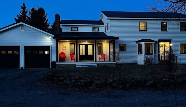 Spacious Colonial | Large Groups | Fire Pit