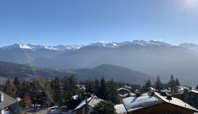 Spacious, comfortable apartment - at the foot of the slopes