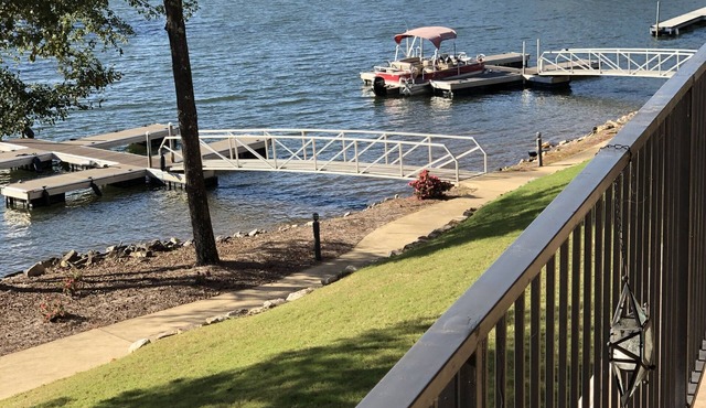 Spacious Condo at Lake Martin, AL