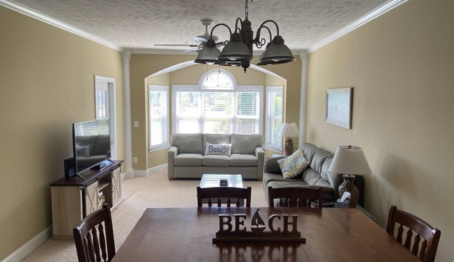 Spacious Condo in a Quiet, Gated Community!