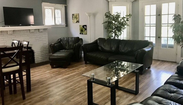 Spacious Condo Overlooking the Park