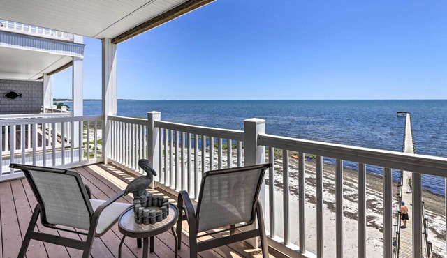 Spacious Condo w/ 2 Private Balconies & Gulf Views