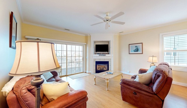 Spacious condo with marina & Intercoastal views, screened-in balconies, W/D & AC