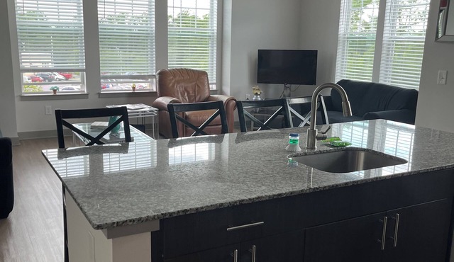 Spacious corner suites/seasonal pool