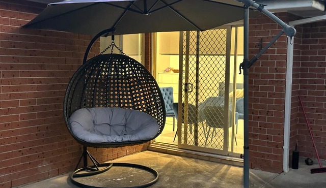 Spacious, cosy and affordable room if no one book in the other 2 room you will stay by yourself in the whole house