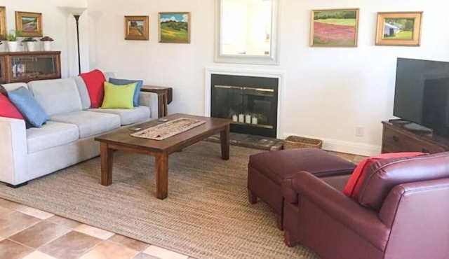 Spacious Cottage for Wine Country WORK/PLAY/STAY