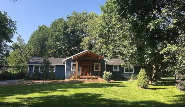 Spacious Country Retreat on Horse Farm — Perfect for Family Gatherings