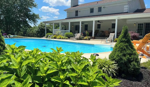 Spacious countryside getaway with a pool! Fun for the whole family or friends!