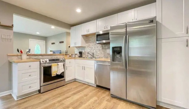Spacious, cozy 3BR home 3.1 miles to Paul Brown