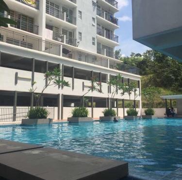 Spacious & Cozy Condo - Hijauan Heights Block C