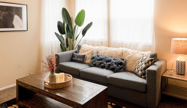 Spacious Cozy Home Near Almeria Park