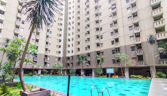 Spacious Cozy Living 3Br At Gateway Ahmad Yani Cicadas Apartment
