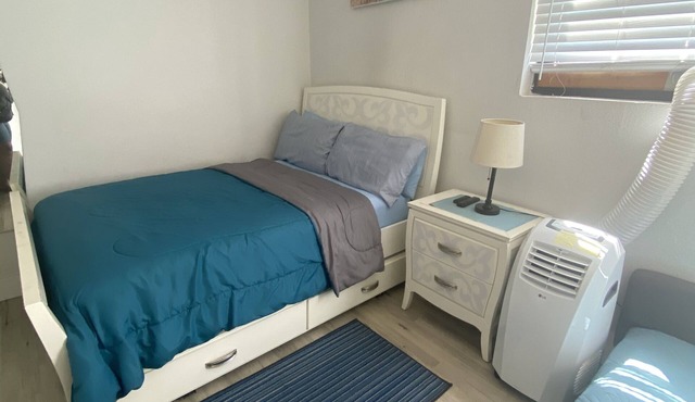 Spacious cozy room