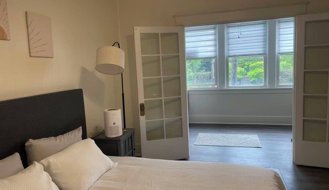 Spacious & Cozy Stay-2 King Beds-Near Downtown & Bakery Square