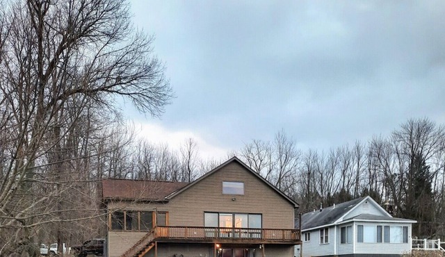 Spacious, Cozy Waterfront Property on Port Bay, NY