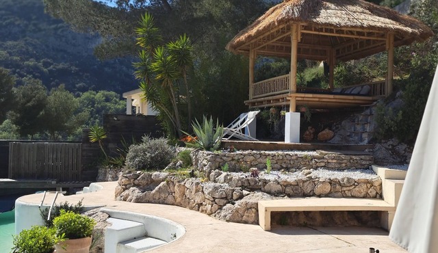 Spacious dream villa near Monaco with a beautiful sea view