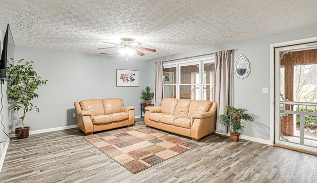 Spacious Delaware Home w/Game Room!