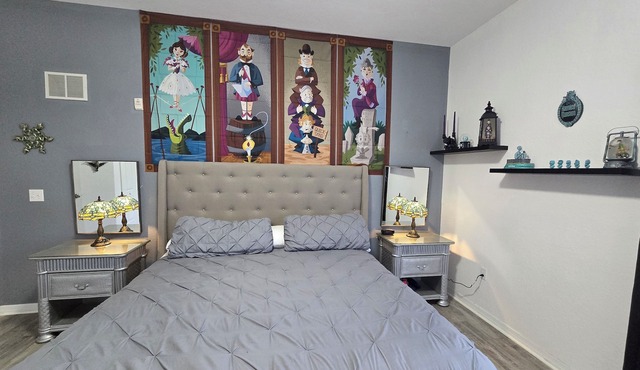 Spacious Disney themed condo only 5 Miles to Disney World✨️