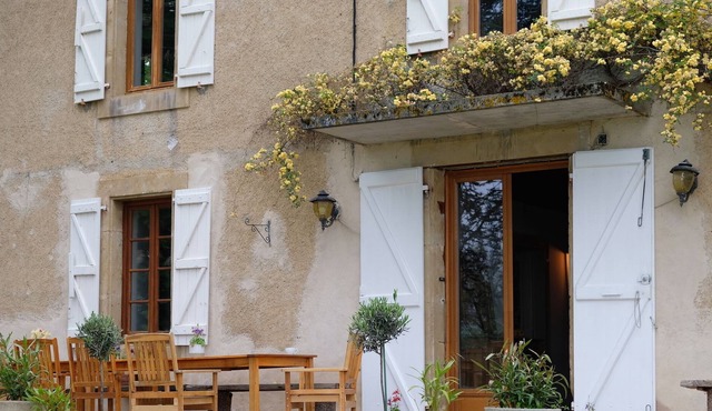 Spacious Domaine de Campagne