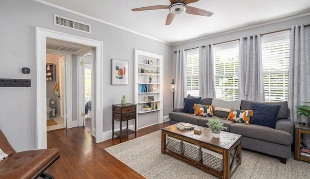 Spacious Downtown Savannah Historic Modern Apartment On Forsyth Park