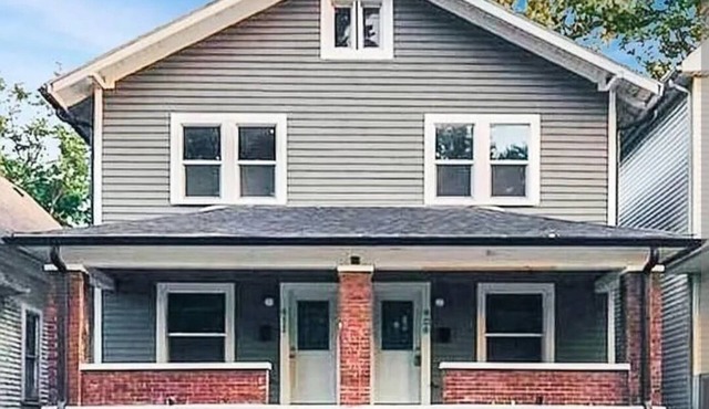 Spacious Downtown Indianapolis – Sleeps 17, Perfect for Groups, Families & Teams