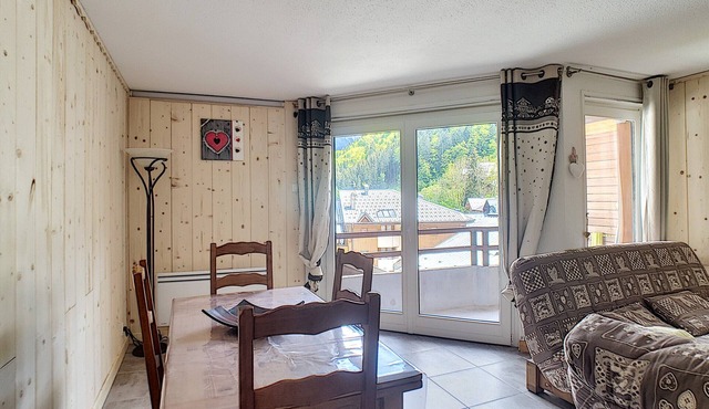 SPACIOUS DUPLEX APARTMENT - SAINT JEAN D'AULPS SKI RESORT -9 PEOPLE - RELAIS D13