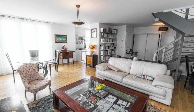 Spacious duplex in the heart of Bordeaux