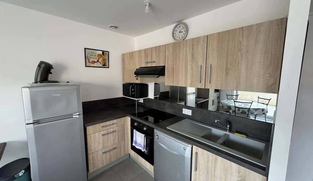 Spacious Duplex with Terrace in Valras-Plage