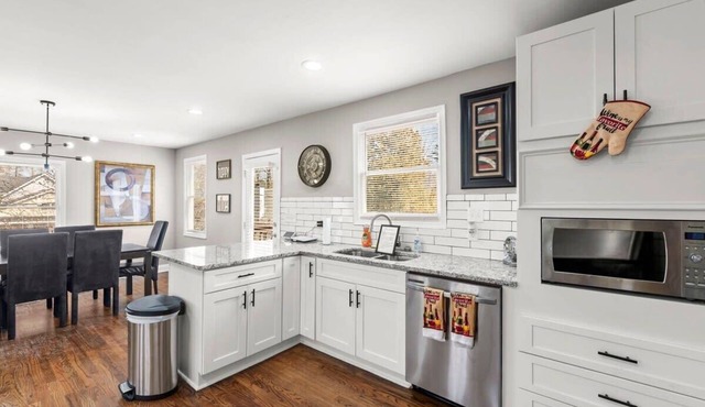 Spacious East ATL Retreat |Near BeltLine & Stadium