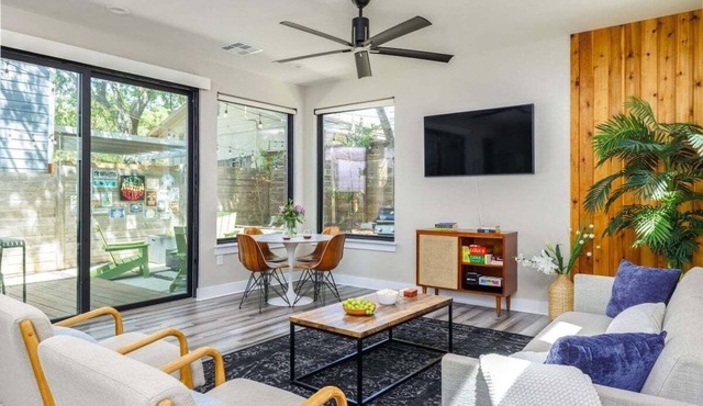 Spacious East Austin Home Private Gym & Free Parking